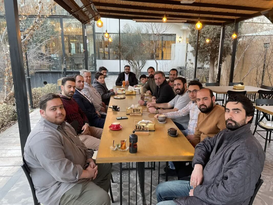جلسه آموزش کوچینگ برای گروه ساختمانی سورنا
