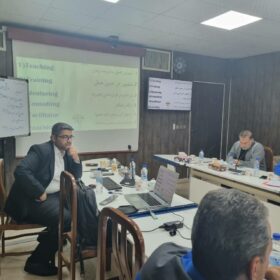 تدریس کوچینگ برای مدیران ایران خودرو اصفهان توسط آقای فقیری
